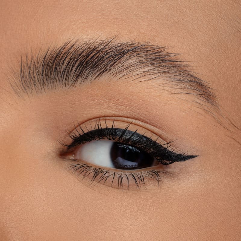 Penna Eyeliner Make B. - immagine 2